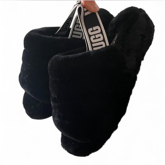 Black Ugg Fluff Yeah Slides - Picture 1 of 4